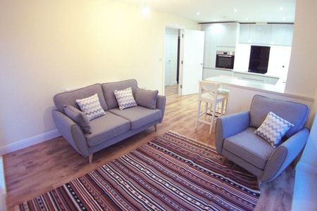 2 bedroom flat to rent - Photo 2