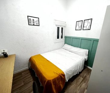 Calle de Salitre, Madrid, Community of Madrid 28012 - Photo 1