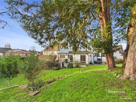 Barkham Road, Wokingham, Berkshire, RG41 - Photo 2