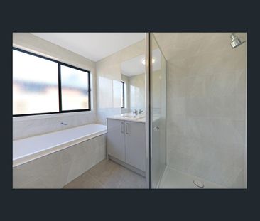 🏡 4-Bedroom House in Wallan - Photo 2