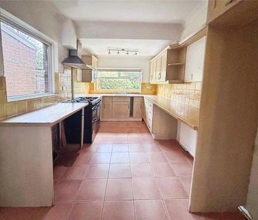 3 bedroom semi-detached house to rent - Photo 5