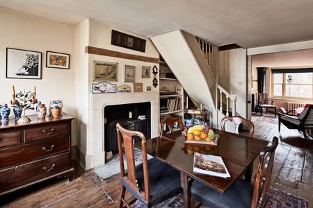 1 Bed Maisonette, Dean Street, W1D - Photo 3