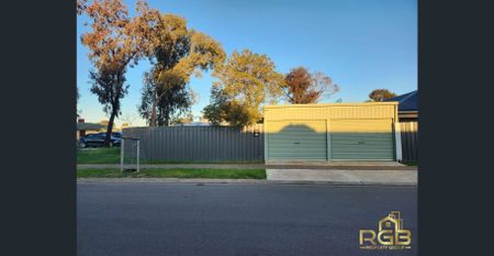 3-Bedroom Home for Rent in Burton! - Photo 4