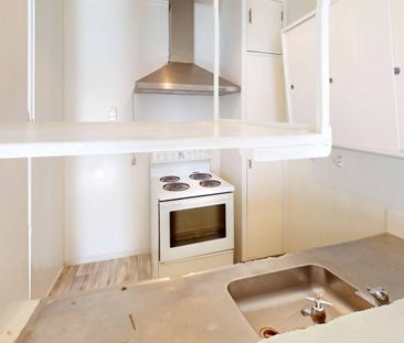 Modern & Move-In Ready on Ormond Road - Photo 2