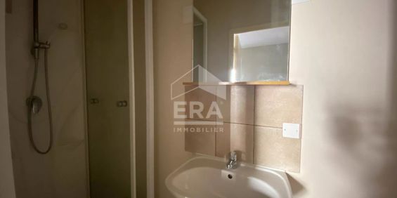 A louer appartement équipé type 1 bis hyper centre-ville Châteauroux - Photo 3