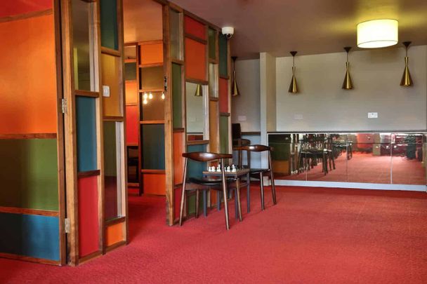 Gold Studio - Photo 1