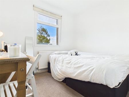 5 bedroom semi-detached house to rent - Photo 3