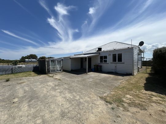 323 South Road, Hawera - Photo 1