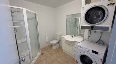 BIRKENHEAD - 2 BED - 2 BATH - Photo 3