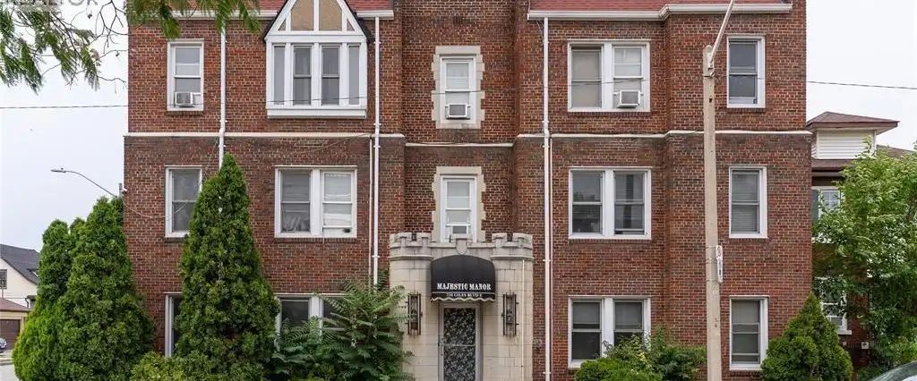 710 Giles BOULEVARD East Unit# 201 — 2 Bedroom - Photo 1