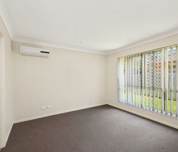 BEAUTIFUL HOME WITH HUGE ENTERTAINMENT AREA! - Photo 6