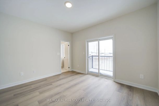 33 Peace Lane - Photo 1