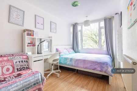 1 bedroom in a house share to rent - Photo 4