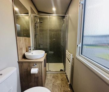 2 bedroom lodge to rent - Photo 2