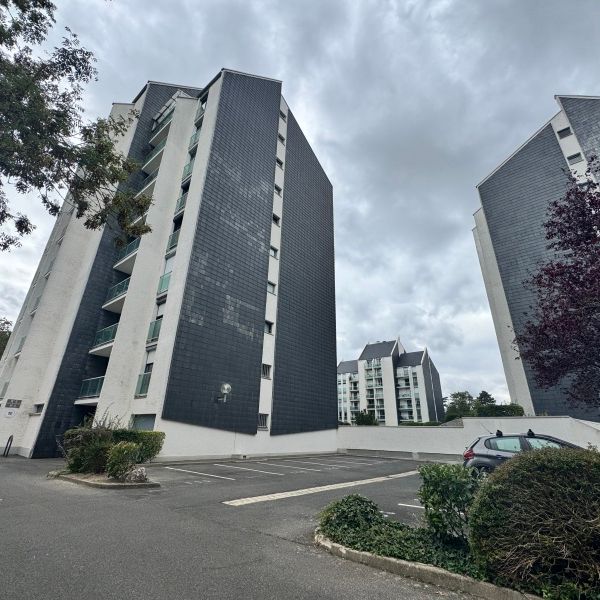 Location Appartement 1 pièce 27m² ORLEANS 45100 - Photo 2