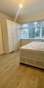 Old Oak Road, East Acton, London, W3 7HE - Photo 3