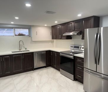 For Lease - 19801 Leslie Street Unit# Bsmt, East Gwillimbury, Ontario - Photo 5