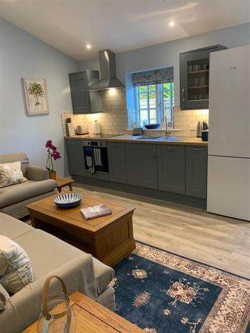 2 bedroom house to rent - Photo 2