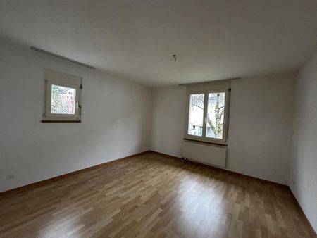 4.5 Zimmer, 98 m², 1. Stock - Foto 2