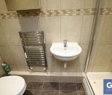 2 bedroom ground floor flat to rent - Photo 6