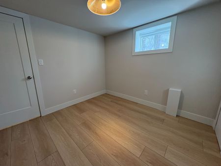 For Lease - 113 Almore Avenue Unit# L2, Toronto, Ontario - Photo 2