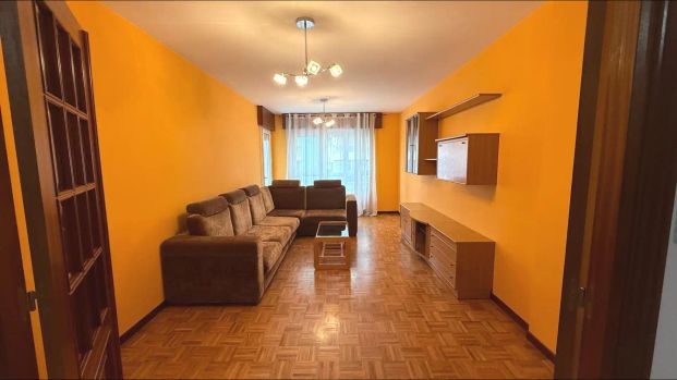 Piso de alquiler en Vilagarcía - Photo 1