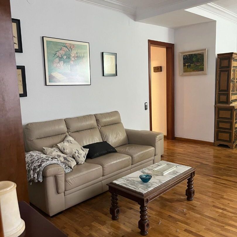 Piso de alquiler en Vallcarca i els Penitents - Photo 1