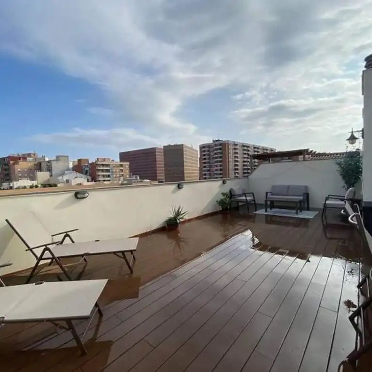 L'Hospitalet De Llobregat - Photo 1