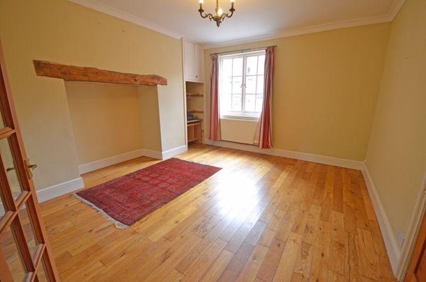 4 bedroom detached house to rent - Photo 1