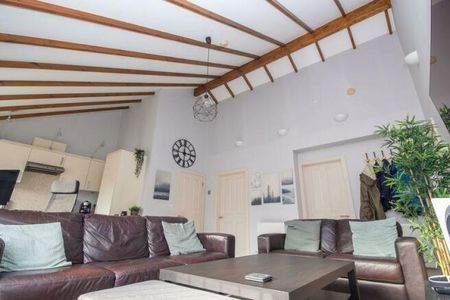 Forest Mews, Southampton, Totton - Photo 2