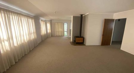 Karaka 3 bedroom house for rent - Photo 3