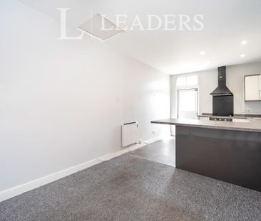 2 bedroom apartment to rent Francis Avenue, Southsea, PO4 - Photo 3