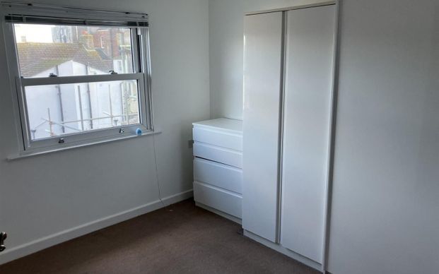 West Street, Worthing - Photo 1