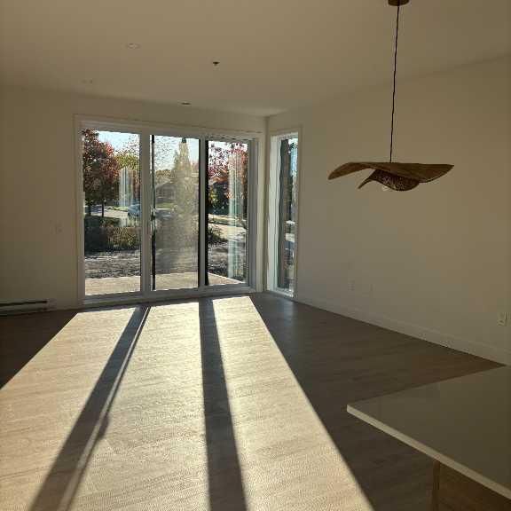 IMMEUBLE 55 ans et plus - 4 1/2 STATIONNEMENT INTÉRIEUR - ASCENSEUR - Photo 1