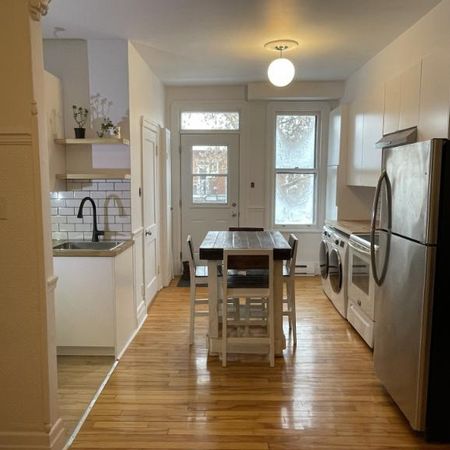 4 1/2 - Montréal (Le Plateau Mont-Royal) - 2 300 $/mois - Photo 3