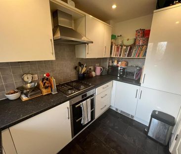 2 bedroom terraced house to rent - Photo 5