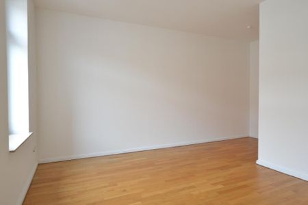 I gemütliche 2-RW I Einbauküche I Balkon I Parkett I Fussbodenheizung I Wanne und Dusche I - Photo 2