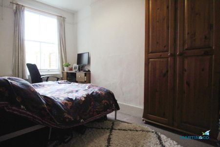 5 bedroom townhouse to rent - Photo 3