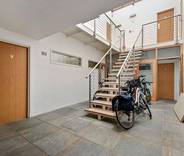 Studio to rent - Photo 6