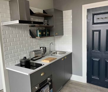 Bronze Studio - Photo 3