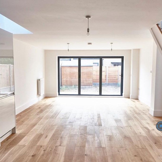 2 bedroom semi-detached house to rent - Photo 1