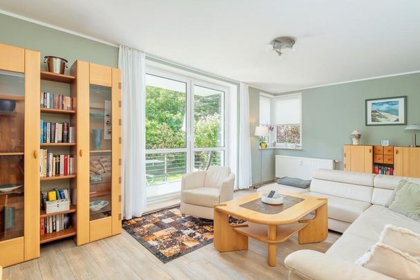 WARNEMÜNDE I möblierte, wundervolle moderne 3-Zimmer-Wohnung mit Südbalkon und Tiefgaragenplatz - Photo 1