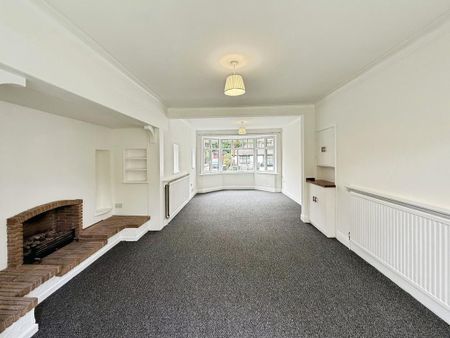 4 bedroom detached house to rent - Photo 2