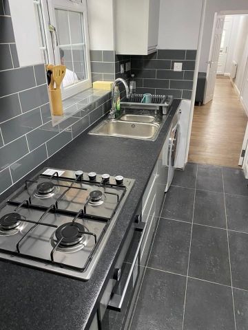 Room in a Shared House, Gordon Street, CV1 - Photo 2