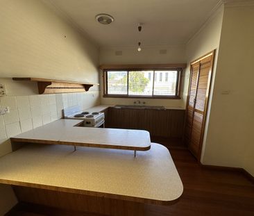 19 Kirsten Street, SHEPPARTON VIC 3630 - Photo 5