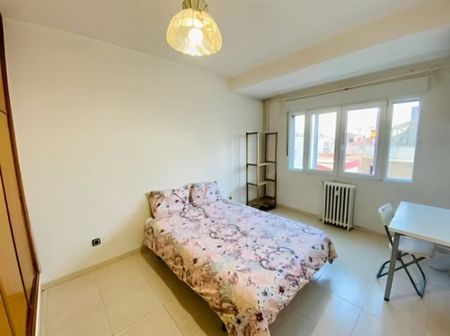 Calle Jerónima Llorente, Madrid, Community of Madrid 28039 - Foto 5