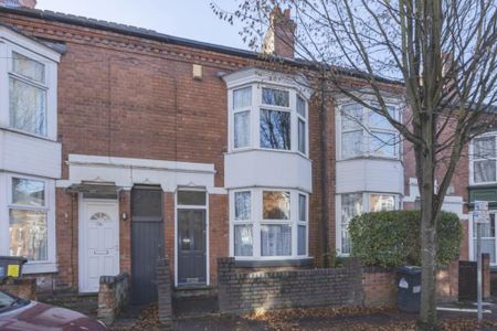 4 bedroom terraced house to rent - Photo 2