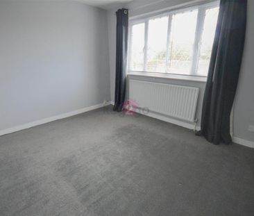 2 bedroom end of terrace house to rent - Photo 1