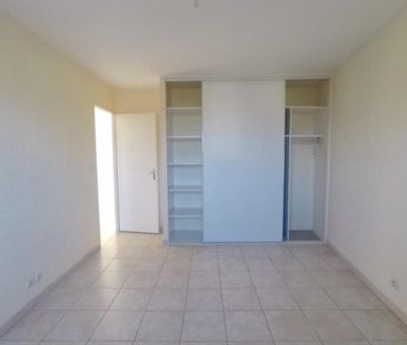 Location Appartement 3 pièces 65m² POITIERS 86000 - Photo 4