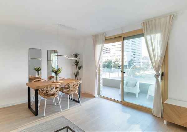 Carrer de Pi i Margall, Badalona, Catalonia 08912